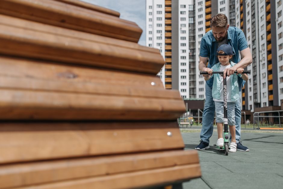 Read more about the article Как подготовить ребёнка к первой поездке на самокате